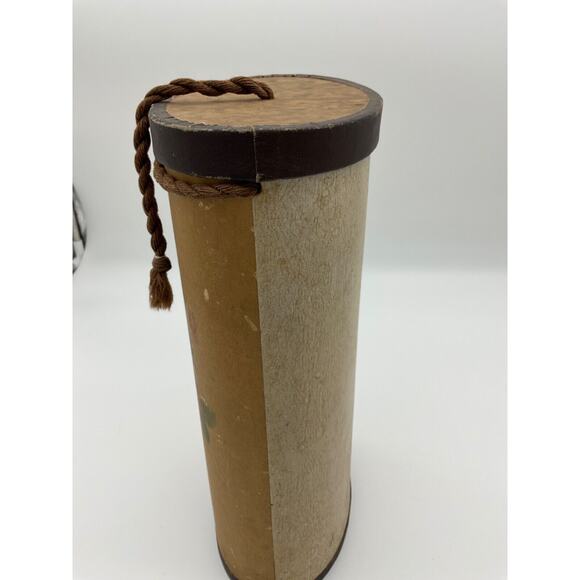 VTG Oval Cardboard Gift Box 13" x 7" x 4.5" Wide w/ Lid & Rope Country Core - Picture 8 of 13